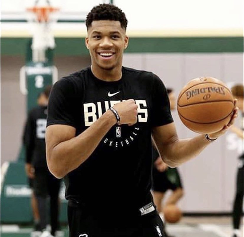 表现和令人 表现和令人